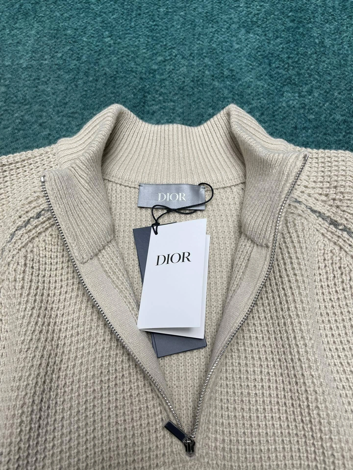 wg.luxury --- 4ior sheepskin knit item:E-F409B0442